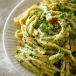 Easy 10-Minute Creamy Pesto Pasta